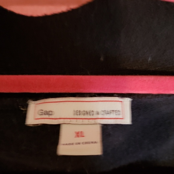 Gap Sweater - Picture 2 of 2